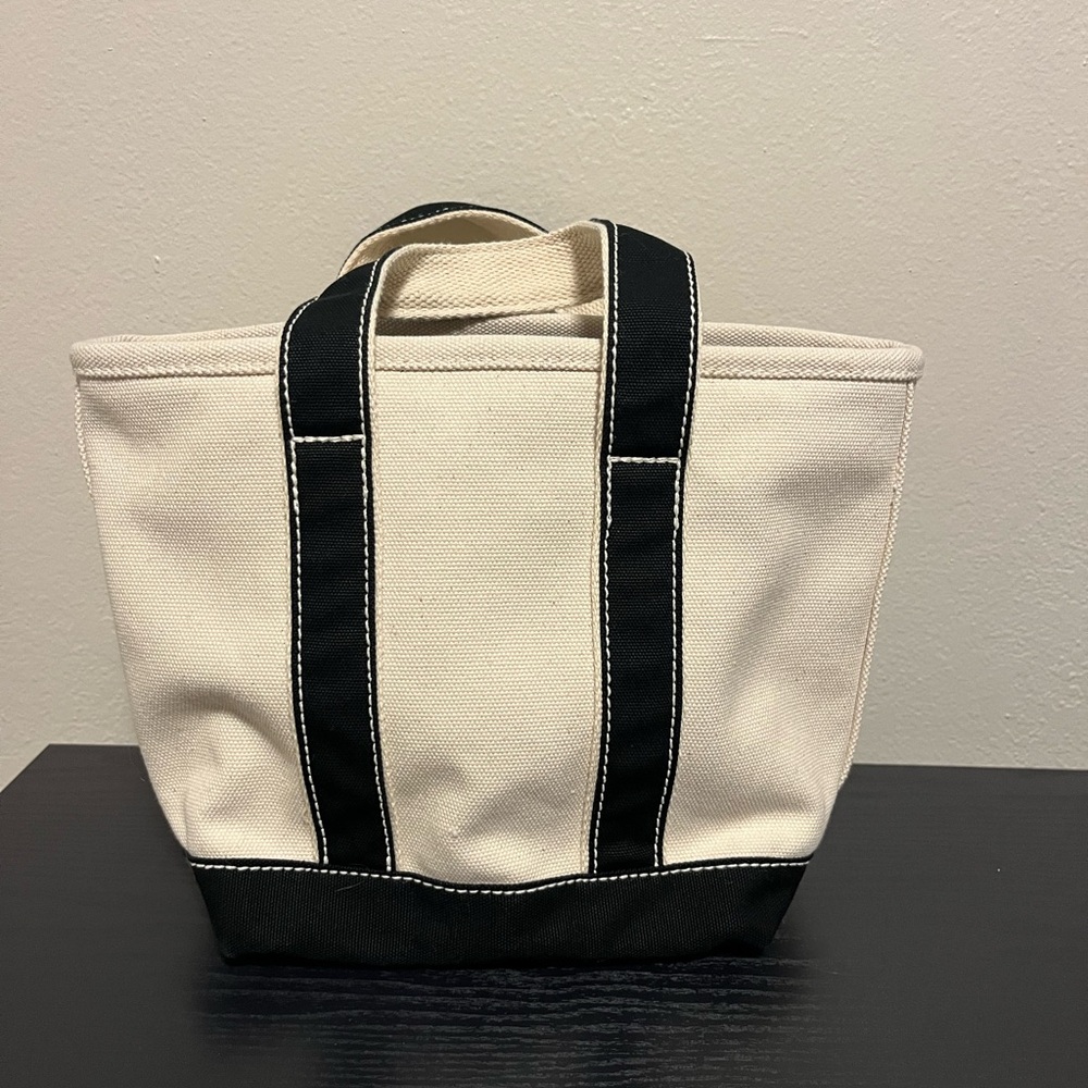 Lands' End Cream and Black Canvas Duffel Tote - Picture 2 of 3